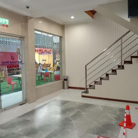 New Grand Hotel Keningau Buitenkant foto